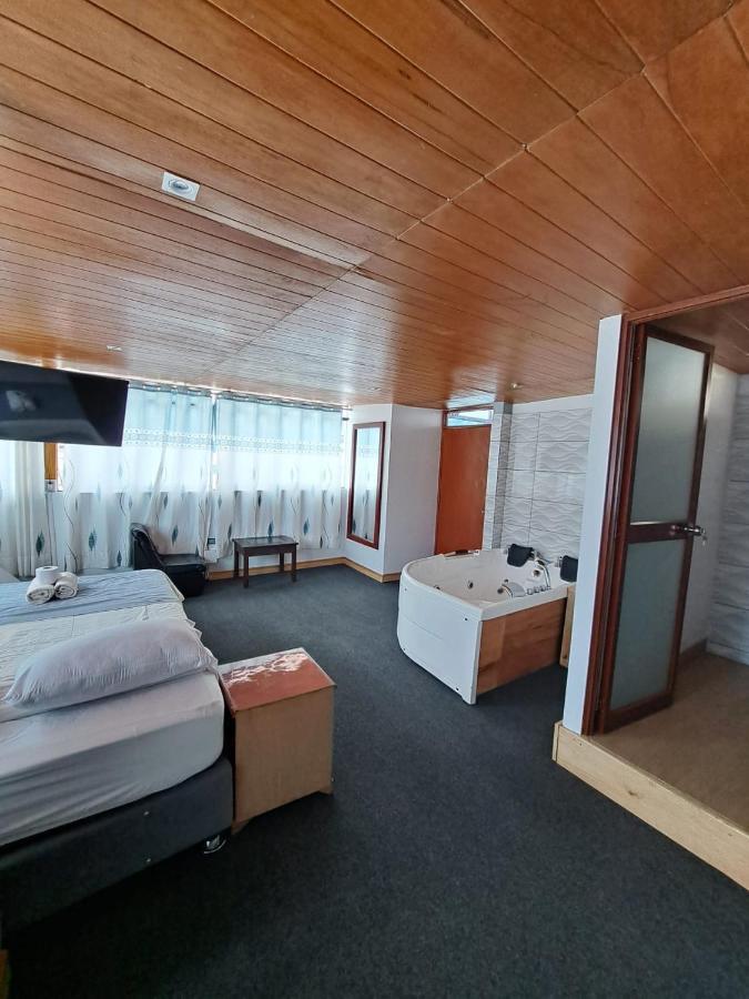 Hotel Alpamayo Guest House Уарас Экстерьер фото