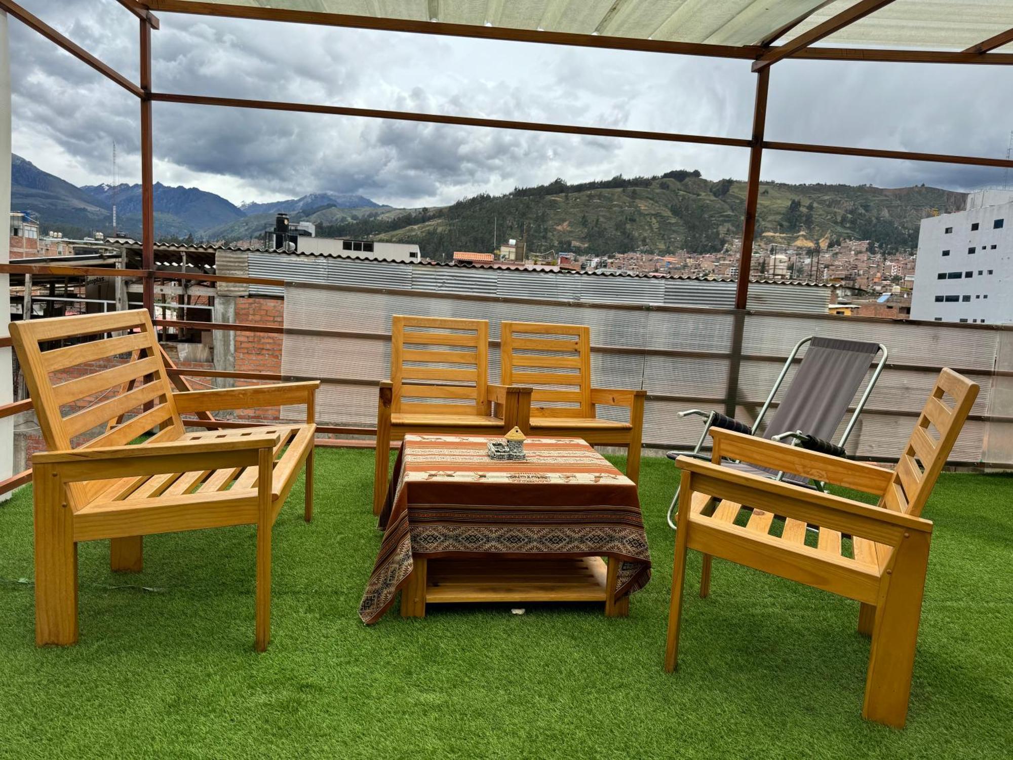 Hotel Alpamayo Guest House Уарас Экстерьер фото